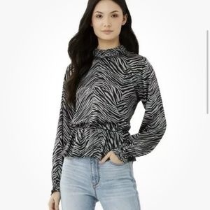 Scoop NYC Women’s Ruffled Hem Gray Chevron Zebra Blouse XXXL/3X 22 NEW